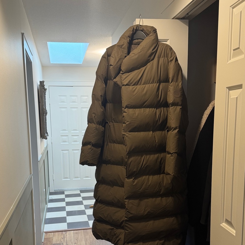 Puffer Rain Jacket - Picture 2 of 7